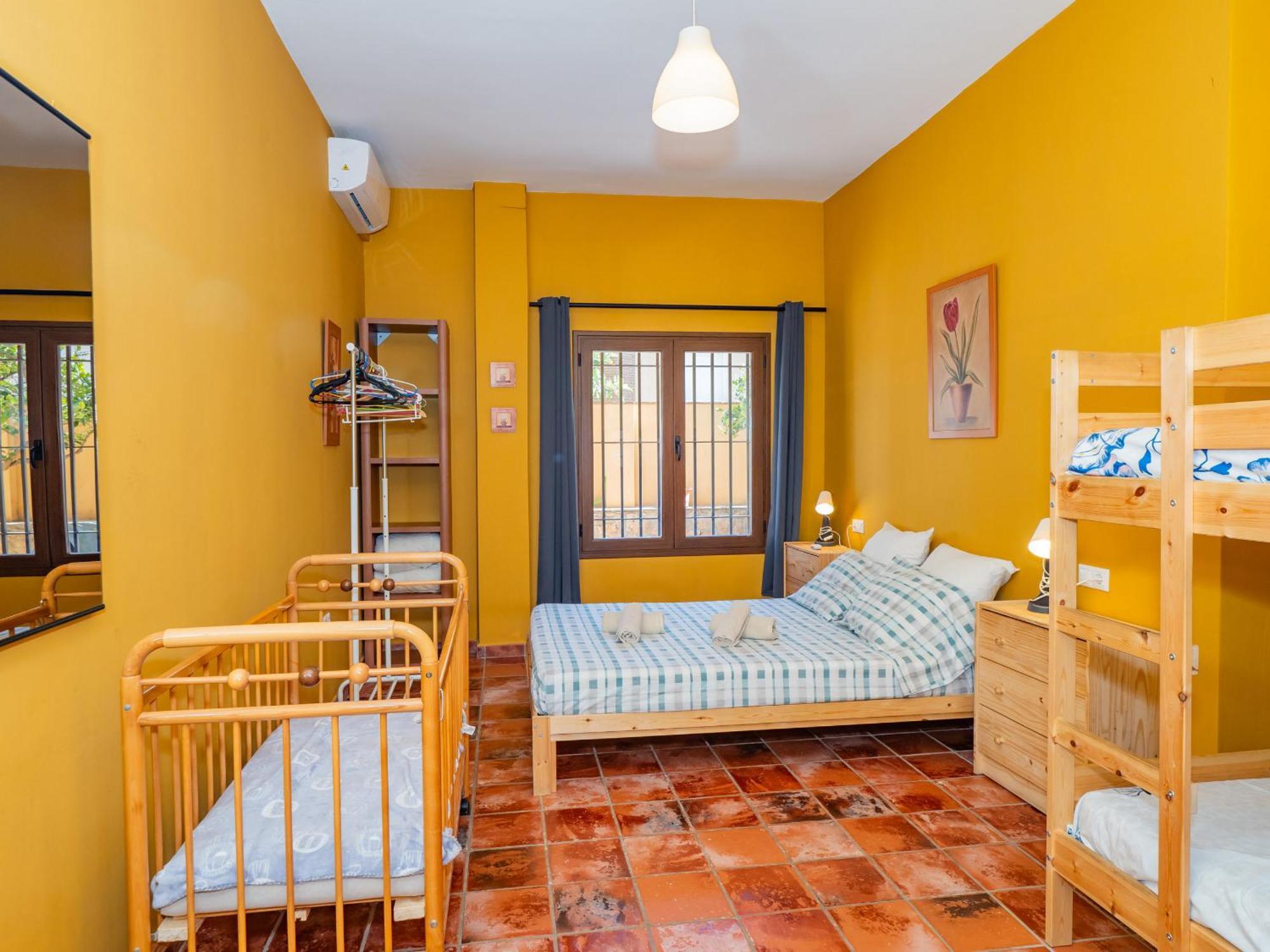 Cubo's La Era House Pueblo Villa *