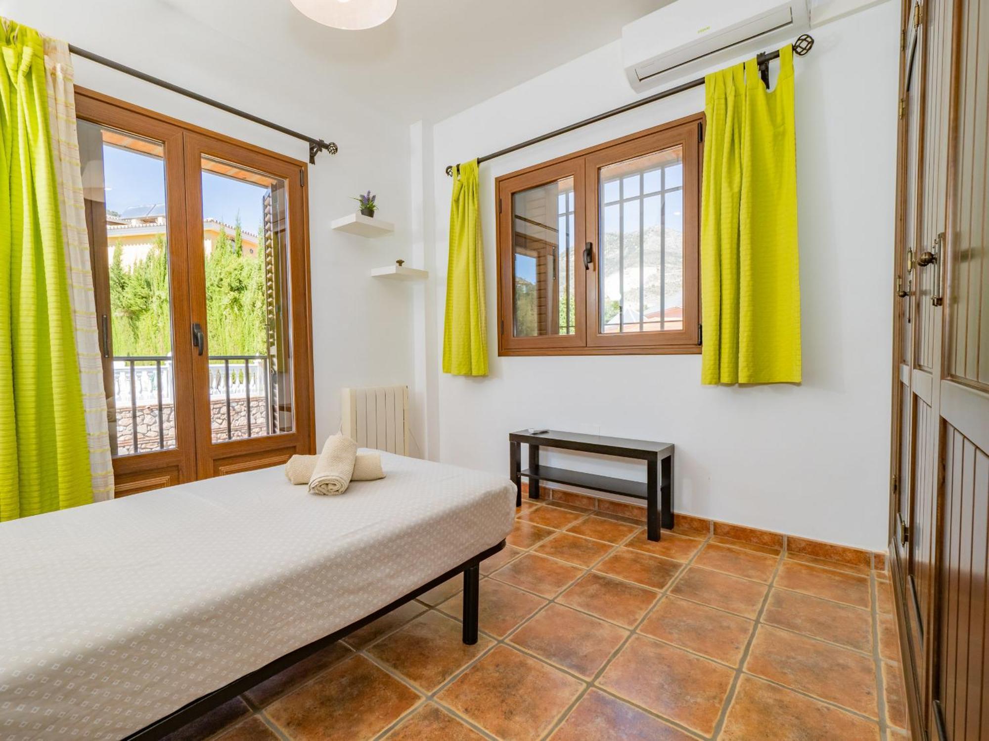 Cubo's La Era House Pueblo Villa
